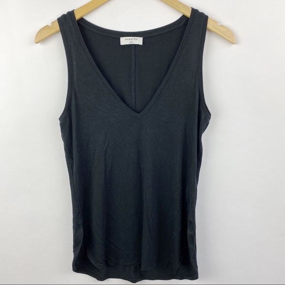 Aritzia Babaton V neck black tank top